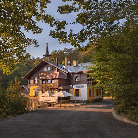 Hotel Lovecky Zamecek Orion Liberec Exterior foto